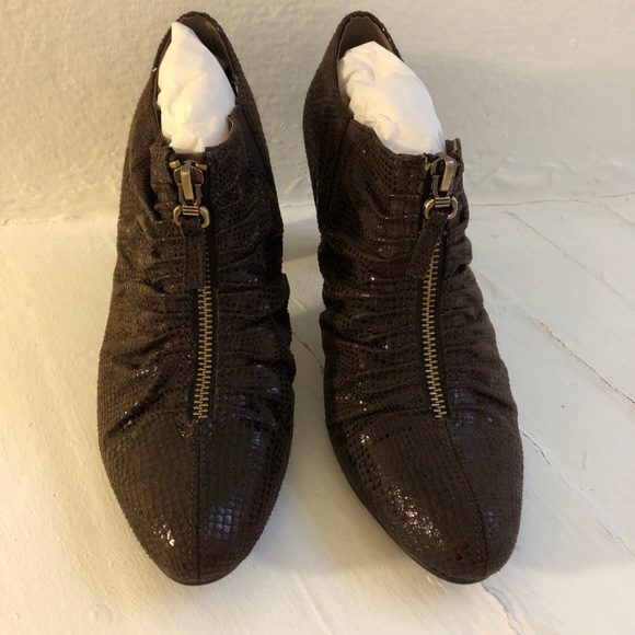 AEROSOLES WOMEN'S FORTUNATE BOOTIES - Picture 2 of 6